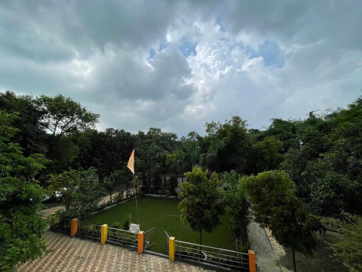 Kaashi Flora Villa Varanasi Eksteriør billede